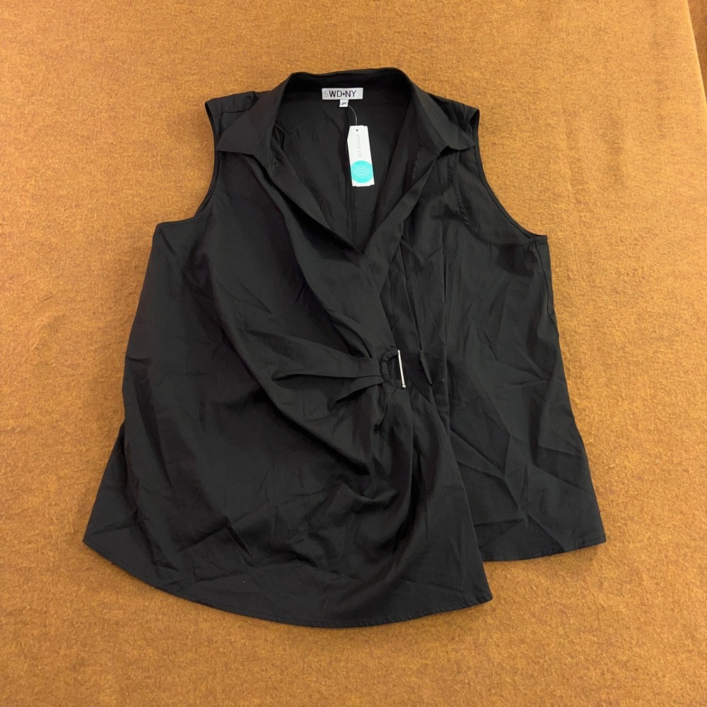 WDNY Womens 2X Black Parker Sleeveless Wrap Bar Cinch Blouse Top NWT *Flaw